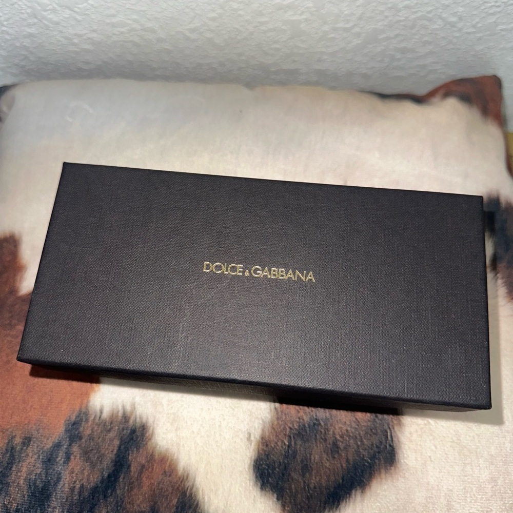 Dolce & Gabbana Leopard Print Sunglasses - Picture 8 of 8